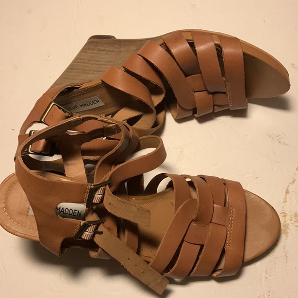 STEVE MADDEN: Venis - Size 10M - Picture 3 of 7